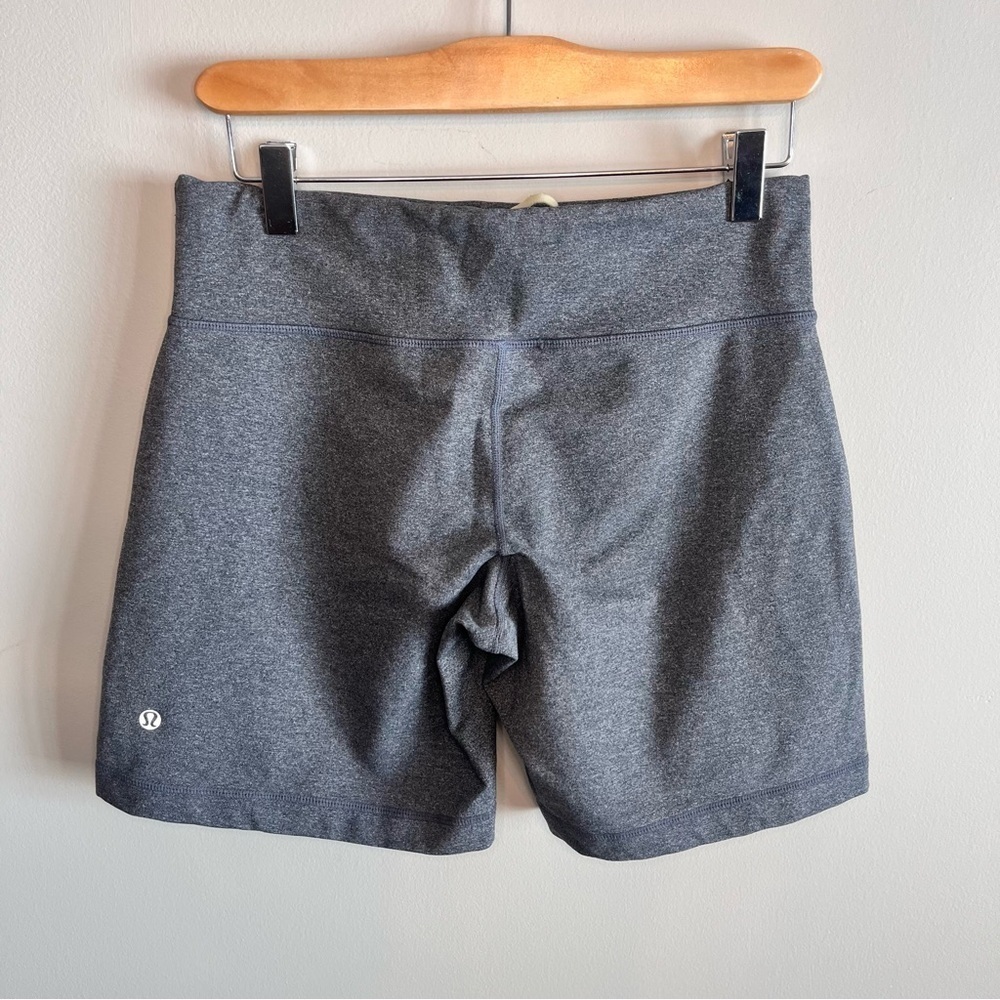 Lululemon High Waisted 8” Stretch Shorts 8 - Picture 2 of 5